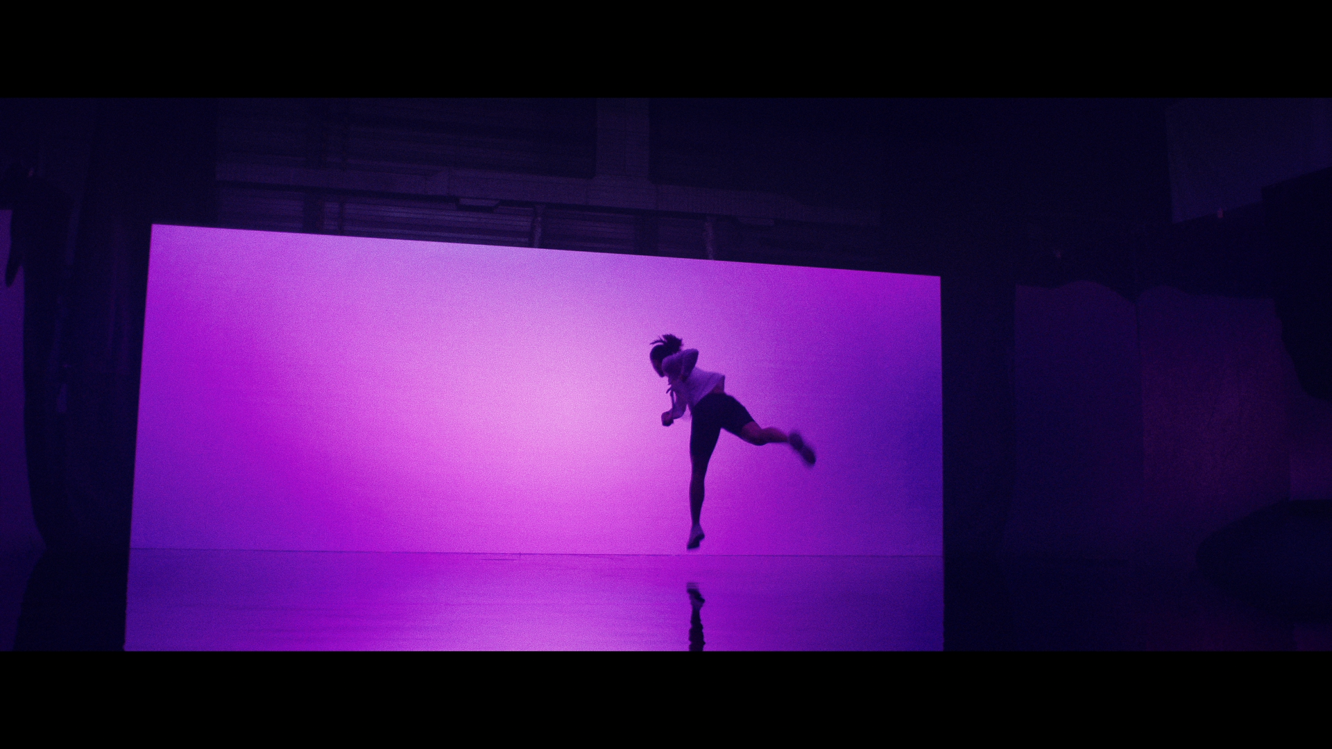 2401_010_Porsche_Iga_Confrom_edit_45sec_v015 (1-00-16-08)