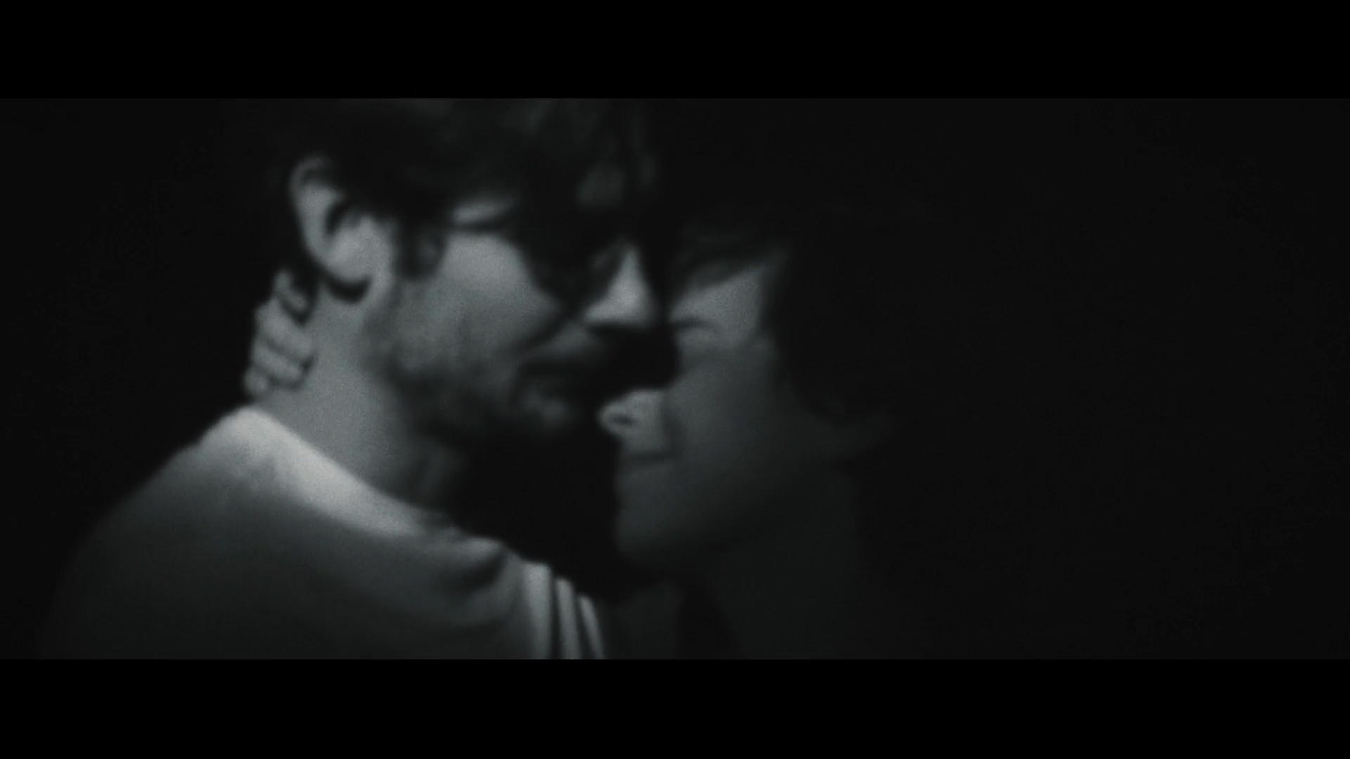 mikromusic_-_Łajka (1080p) 02