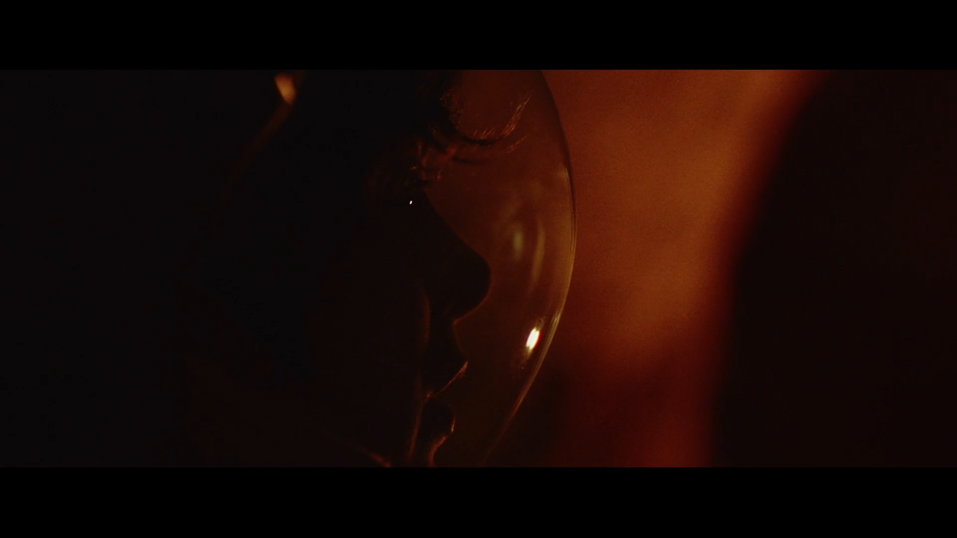 mikromusic_-_Łajka (1080p) 03