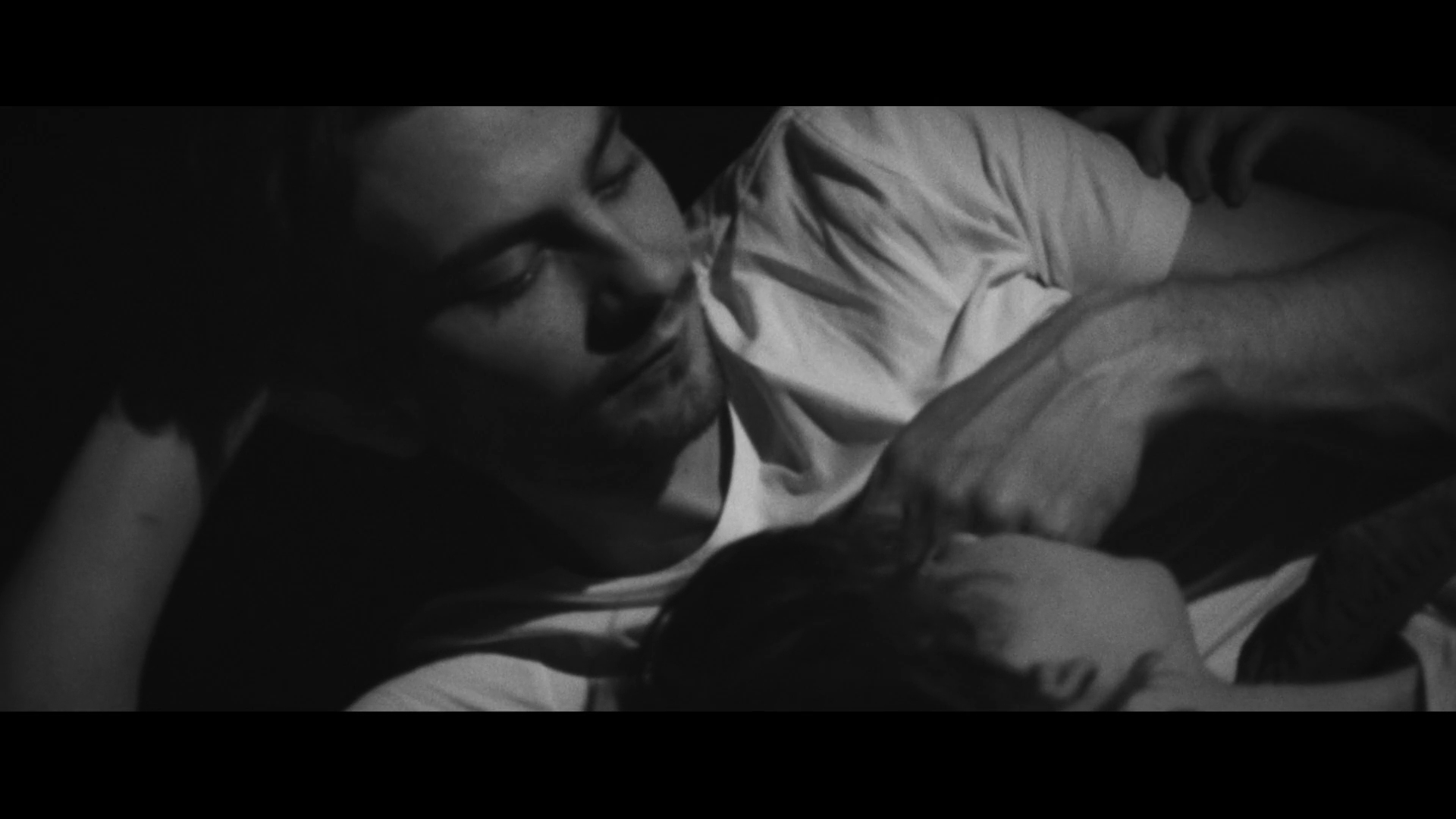 mikromusic_-_Łajka (1080p) 09